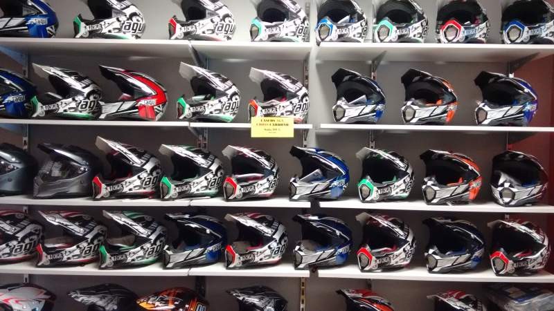 Cascos Cross